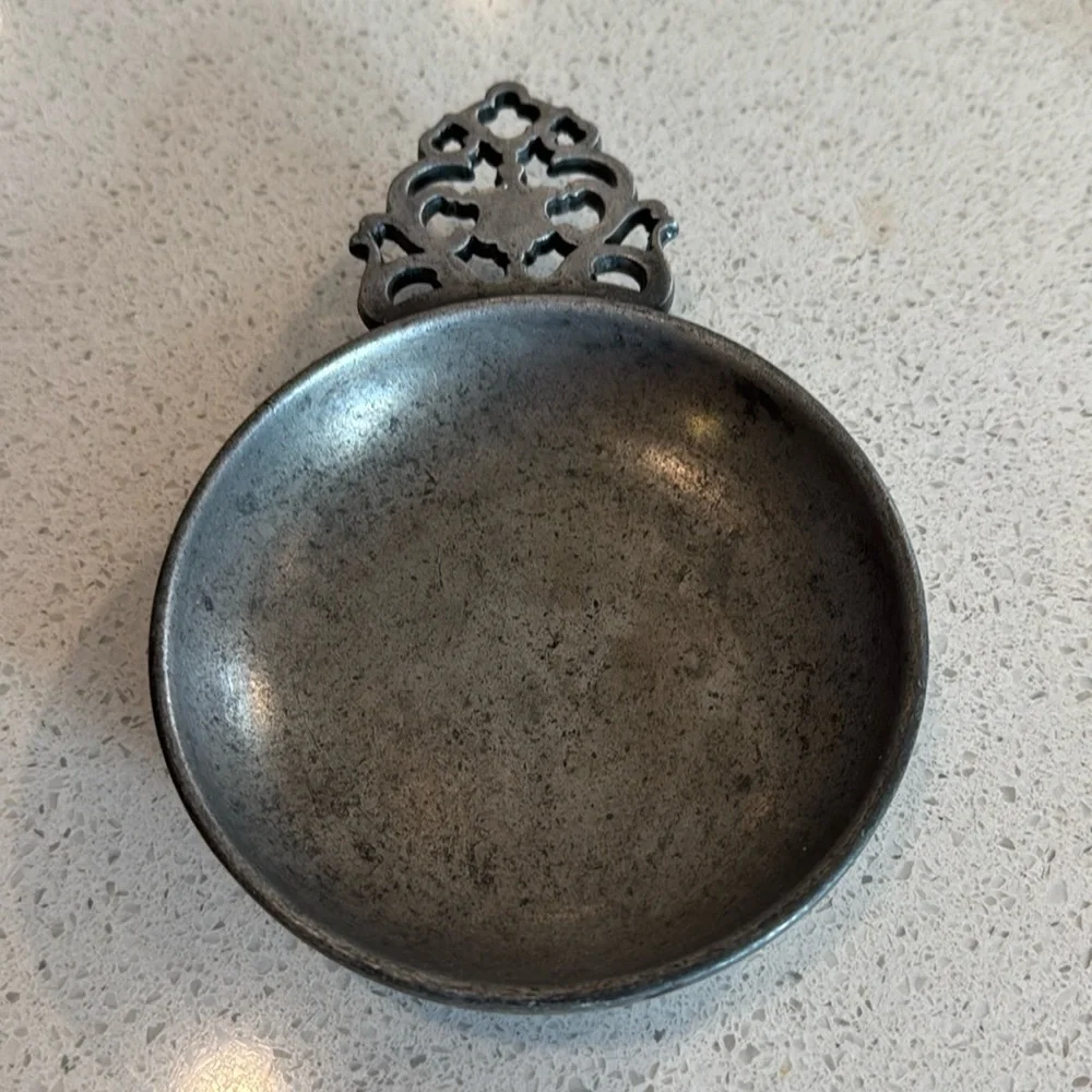 Vintage Stede Pewter Porringer Bowl Colonial Candle Plate Steel Horse Marked